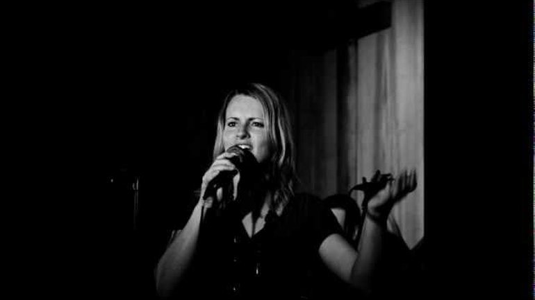 Louise Zbinden - B-I-B-L-E
