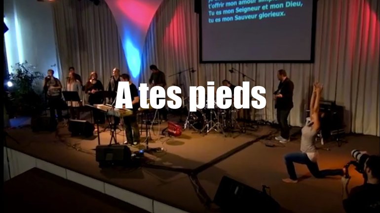 A tes pieds, Jem 892 - Sylvain Freymond et Louange Vivante