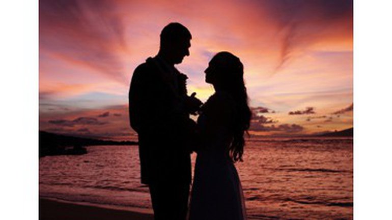 Avons-nous oublié la romance?