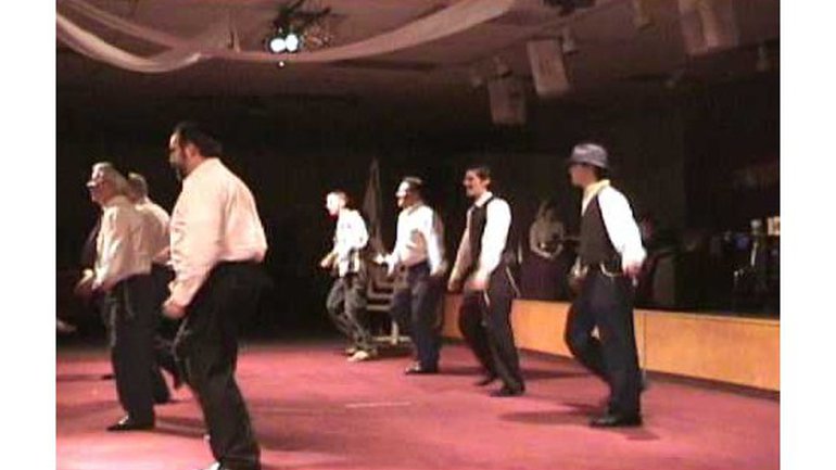 Miami Boy's Choir - Hine ma tov (Danse israélienne)