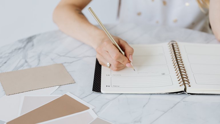 Prenez votre plume 🖋️ et écrivez pour Son royaume !