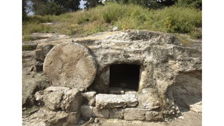 Jésus est mort ET ressuscité ! ALLELUIA !