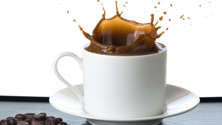 Il faut goûter le café pour bien le doser !