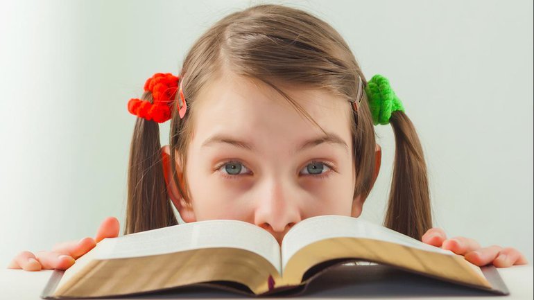 3 outils pratiques pour faire découvrir la bible à nos enfants
