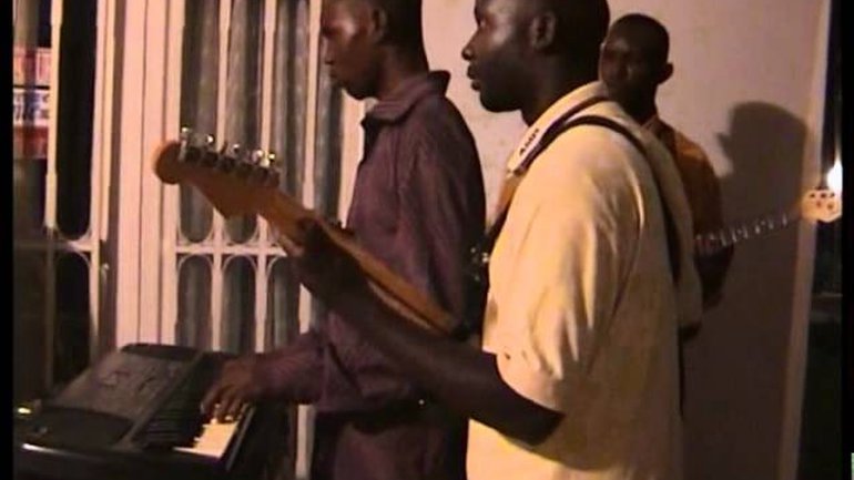 Beracah Family - La trompette sonne sur notre pays