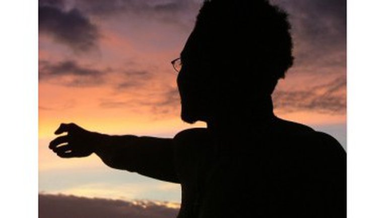 Maudis Dieu et meurs !