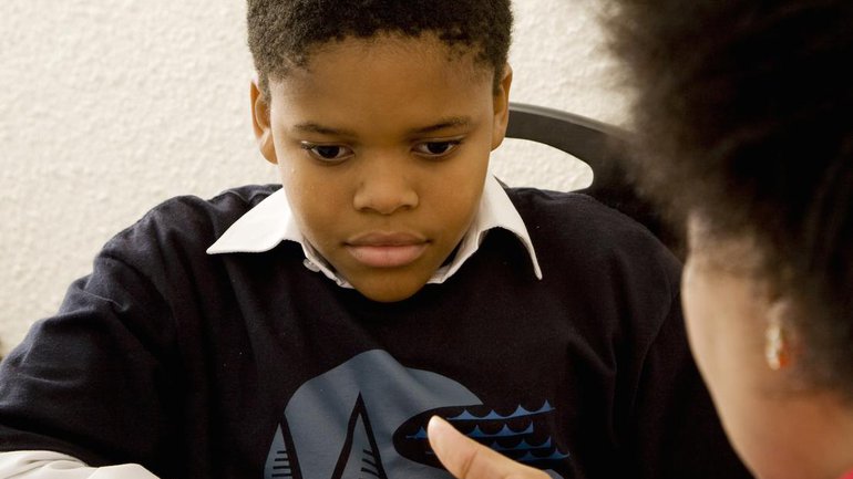 La Bible encourage-t-elle la punition corporelle des enfants ?