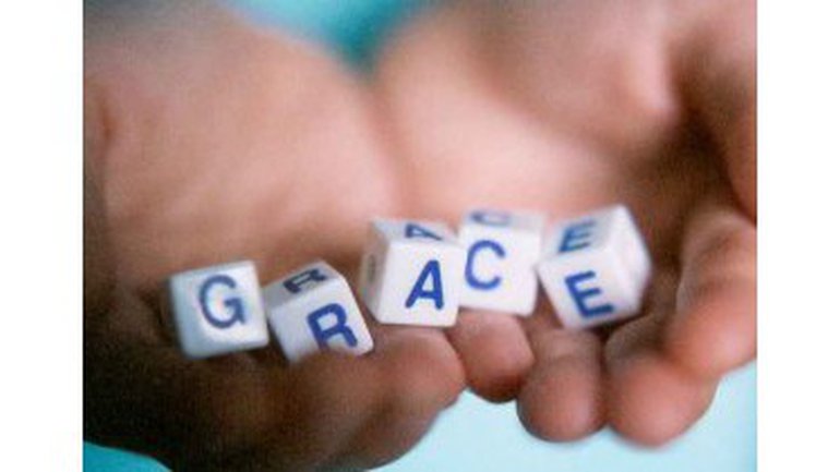 IL SE REJOUIT DE FAIRE GRACE